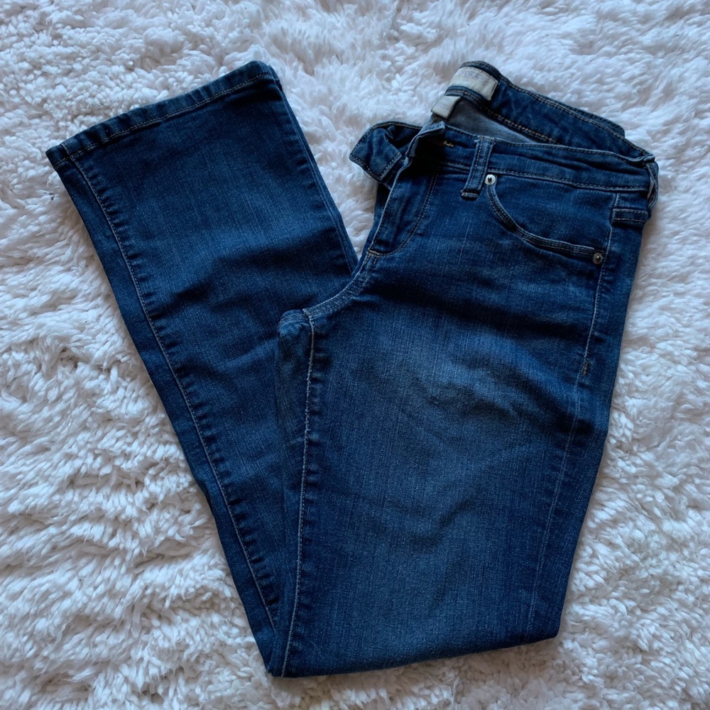Banana Republic Slim Bootcut 6S Jeans